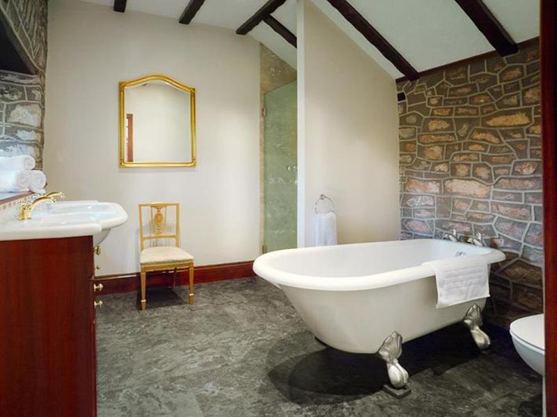 Redhill House Boutique Hotel 4*