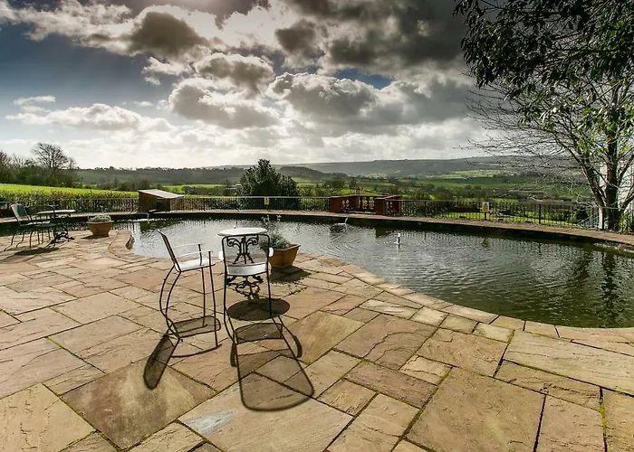 Redhill House Boutique Hotel